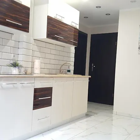 ゲストハウス Lawenda